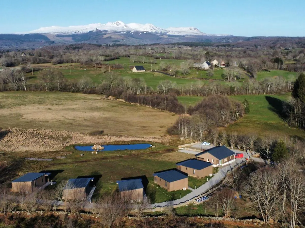 Auvergne Chalets Sancy Bagnols  Campsite Bagnols (Puy-de-Dome)
